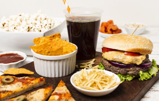 Ultraprocessados já correspondem a quase um quarto da alimentação dos brasileiros